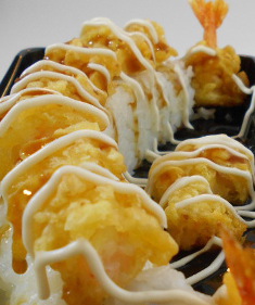 make the dynamite roll sushi