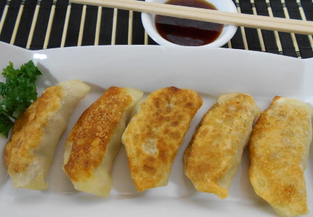dumplings japanese 