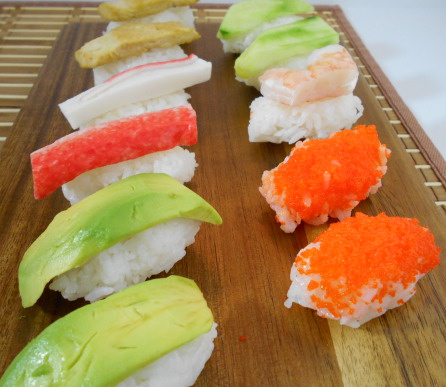 how to make nigiri sushi, nigiri photo
